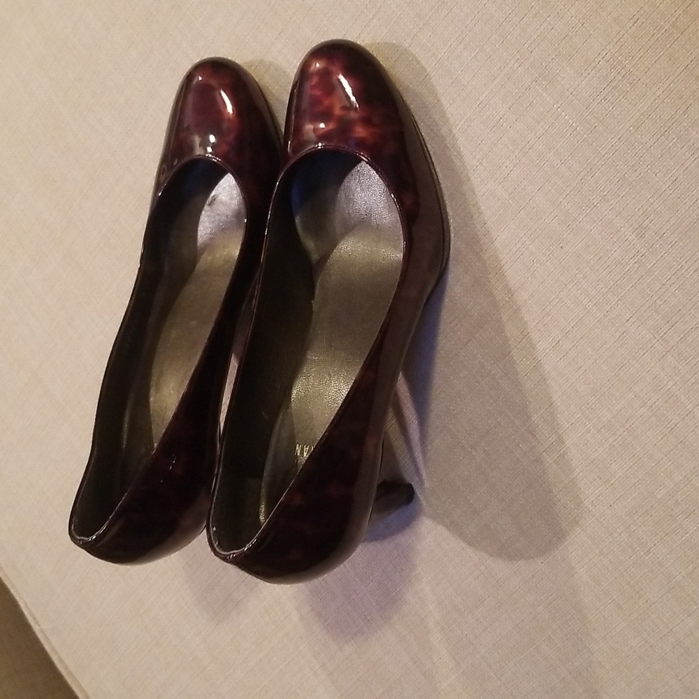 Stuart Weitzman Tortoise Shell Heels - image 3